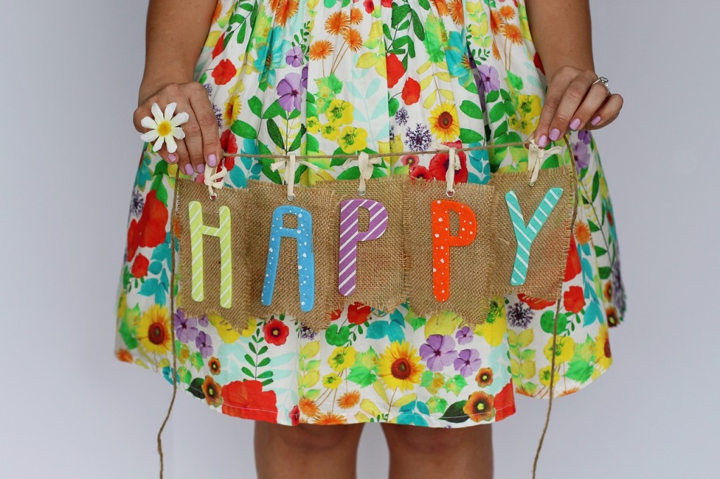 happy-2220481_1280